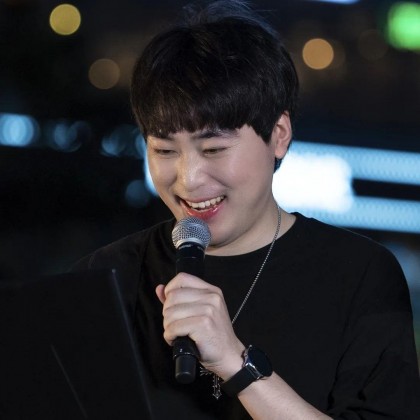 에이먼Amon