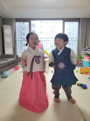 스트리머 로고
