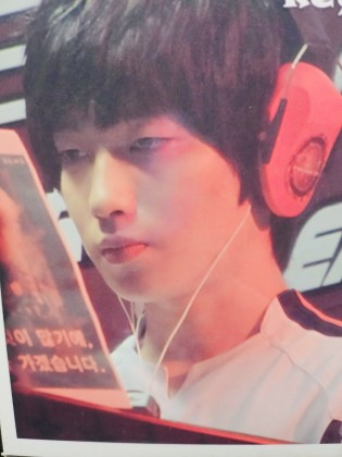 스트리머 로고