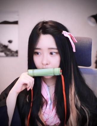 유서니