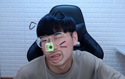 스트리머 로고