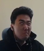 스트리머 로고