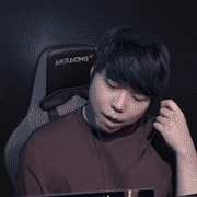 스트리머 로고