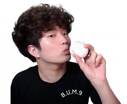 스트리머 로고