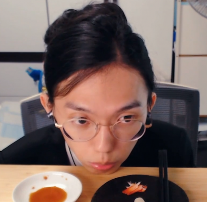 스트리머 로고