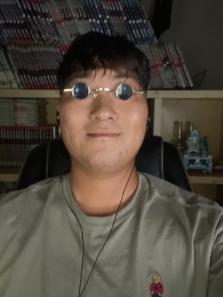 스트리머 로고