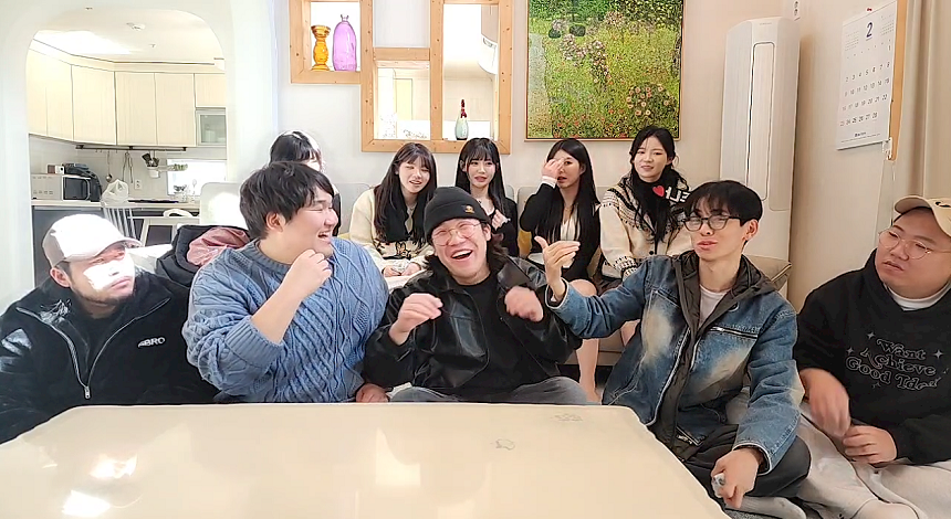 진우컴퍼니 이미지